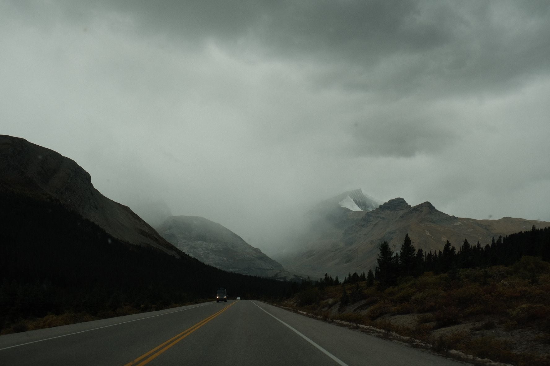 Road to Glacier Lodge
